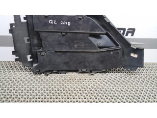 Нижняя решётка (из трех частей) Audi Q2 -  81A807151A      