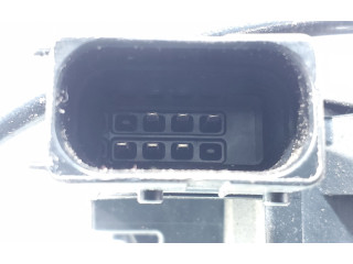 Zámek zadních dveří 1395371080, 2401201443D   Citroen Jumper 2020