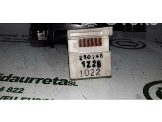 Подушка безопасности водителя 2501461Z25   Nissan Pathfinder R50