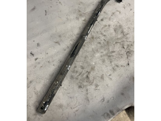 Нижняя лыжа 9680076980, 968007698   Peugeot 1007