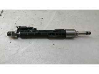 Vstřikovač 13647599876, 10213541   BMW M5  pro benzínový motor 4.4  