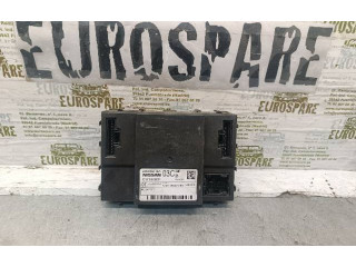 Блок комфорта 284B24X03C01   Nissan Navara D40   