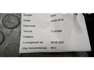 Блок предохранителей  13223678, NICHTZUTREEND   Opel Signum    