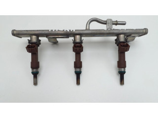Vstřikovací lišta 175204021R   Nissan Micra K14  pro benzínový motor 1.0  
