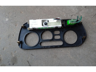 Дисплей       Mitsubishi Colt
