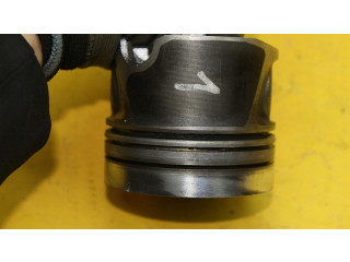 Píst    Audi A8 S8 D4 4H     