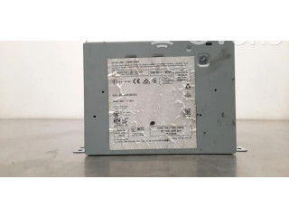 Радио/ проигрыватель CD/DVD / навигация     9841575880    Opel Vivaro 