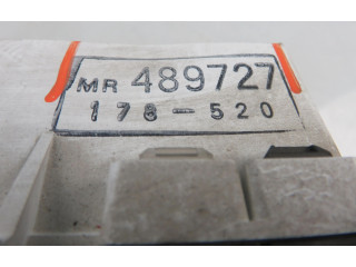 Přístrojová deska  Mitsubishi Space Runner 2001 MR489727, MR489727  