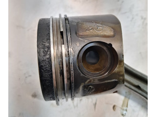 Píst A6420305220   Mercedes-Benz E W212    OM 642.836 