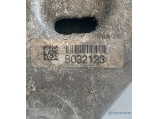 Генератор B032123, 059903018L   Audi A8 S8 D4 4H      