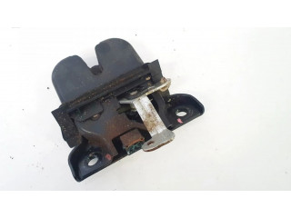 замок багажника 8l0827520c    Audi A3 S3 8L 1996-2003 года