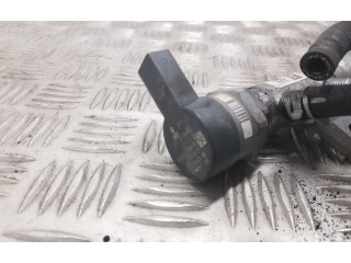 Vstřikovací lišta 03L130089Q, 057130764AB   Audi A5 8T 8F    CGLC 