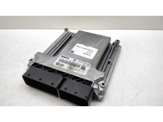 Блок управления двигателя 7801217, 0281013052   BMW X3 E83