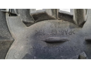 Передняя решётка Audi A4 S4 B5 8D 1994-1999 года 8D0853651J      