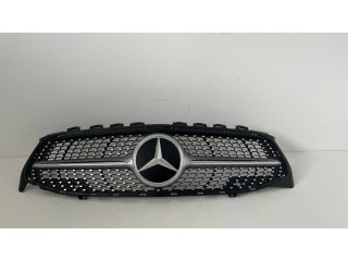 Верхняя решётка Mercedes-Benz CLA C118 X118 2019- года A1188880000, A0008880400      