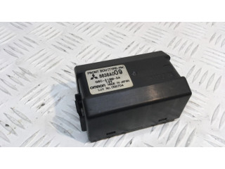   Pojistková skříňka 8638A009   Mitsubishi Pajero 2008