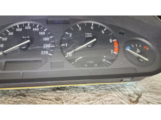 Přístrojová deska  BMW 3 E36 1999 110008463087, 62118361208  