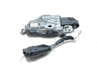 Блок управления коробкой передач 9834910080, 9851651980   Peugeot 208