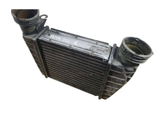 Интеркулер  3D0145788, 880537B   Volkswagen Phaeton 