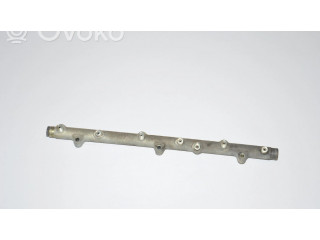 Vstřikovací lišta 0445216002   BMW 5 E39  pro naftový motor 2.9 M57 D30 (306D1) 