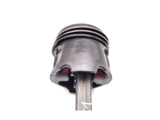 Píst K9K846   Renault Megane III    K9K846 