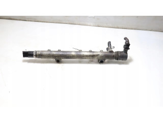 Топливная рампа 0445214032   Toyota Avensis T220  