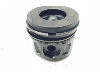 Píst 0628R1, PISTON RHR   Peugeot 307  pro benzínový motor 2.0  
