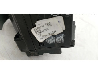 Переключатель дворников E10646793   Renault Sandero I