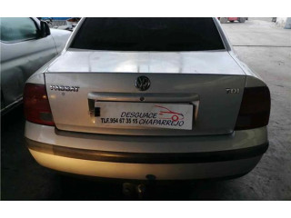 Zpětné zrcátko  Volkswagen Passat Alltrack 1999    