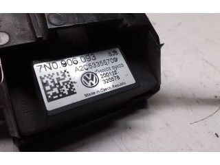 Přístrojová deska  Volkswagen Sharan 2012 7N0906093  