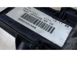 Блок предохранителей  9807028580   Citroen C5    