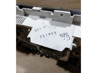 Přístrojová deska  Mazda 323 1999 251099, 00201  