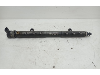 Vstřikovací lišta 30777554, 009804   Volvo V70     