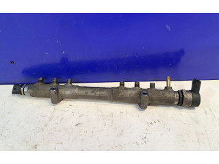Vstřikovací lišta 30777554, 0445215023   Volvo V70    D 5244 T4 