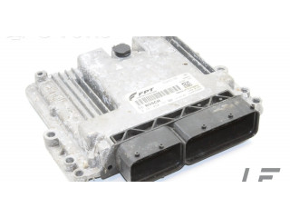 Блок управления двигателя 55263136, 0281030791   Alfa Romeo Giulietta