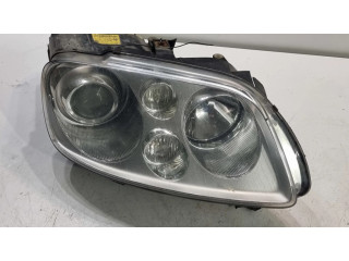Přední světlo pravé 1T0941032F, 0301205272   Volkswagen Touran I 2005