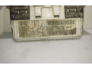 Дисплей    8200584888   Renault Trafic I