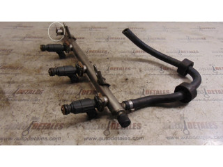 Vstřikovací lišta A1660700495   Mercedes-Benz A W168  pro benzínový motor 1.4  