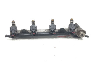 Топливная рампа 036133319B   Volkswagen Golf IV  