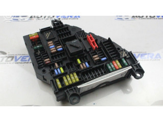Блок предохранителей 9210859   BMW X3 F25    