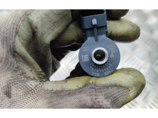 Vstřikovač 9828959880, 0445110955   Toyota ProAce City    yh01 
