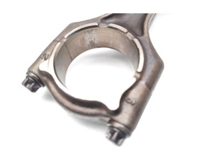 Píst B38B15A   BMW 2 F45    B38B15A 