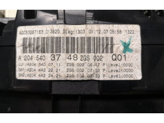 Přístrojová deska  Mercedes-Benz C W204 2009 A2045403748, A2C53287163  