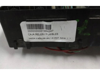 Блок предохранителей  518818109   Mazda 3 I    