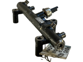 Vstřikovací lišta 9681909680, 28497Z01   Ford Kuga II  pro naftový motor 2.0  
