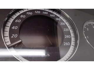Přístrojová deska  Mercedes-Benz E W212 2010 A2129004104, A2C53279093  
