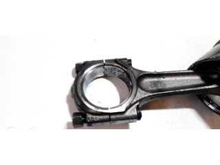 Píst    Citroen Xsara  pro naftový motor 2.0  