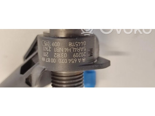 Vstřikovač A6540700087   Mercedes-Benz Vito Viano W447     