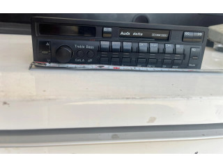 Радио/ проигрыватель CD/DVD / навигация    Audi  A4 S4 B5 8D  1994 - 1999 года