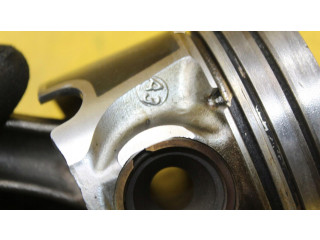  Поршень с шатуном    Volkswagen Sharan  